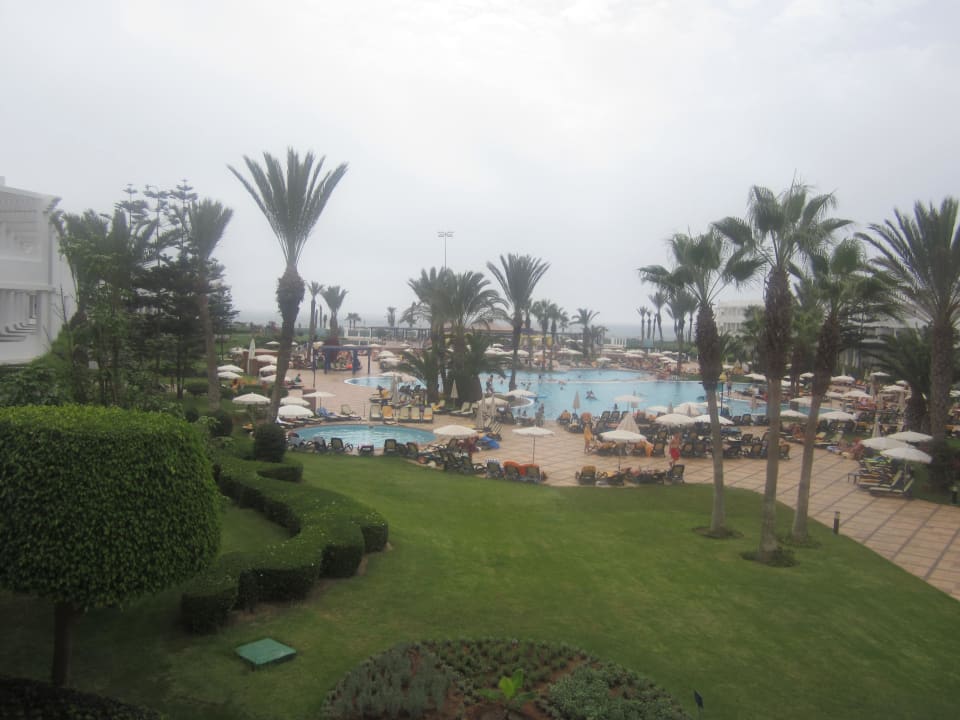 Pool Iberostar Waves Founty Beach