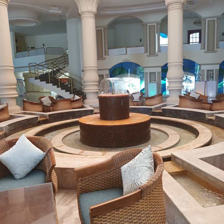 Lobby Coral Hills Resorts & SPA