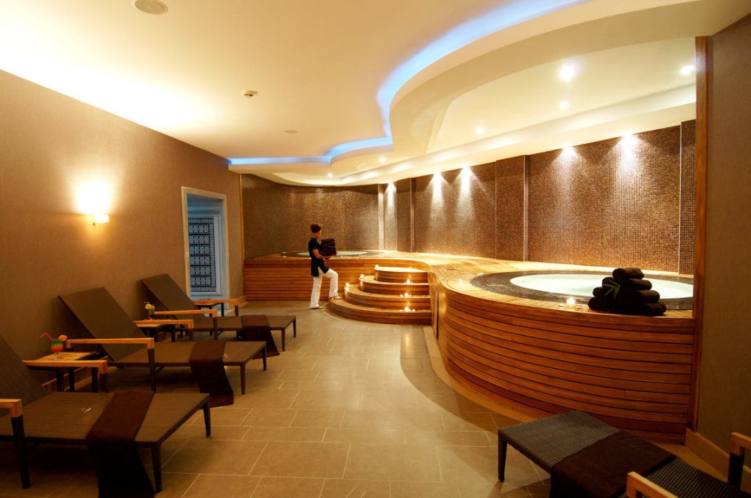 Jacuzzi Titanic Business Kartal