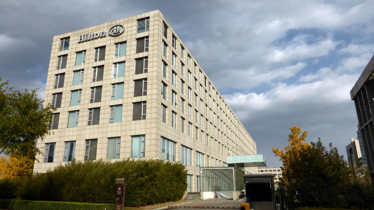 Außenansicht Hilton Beijing Capital Airport