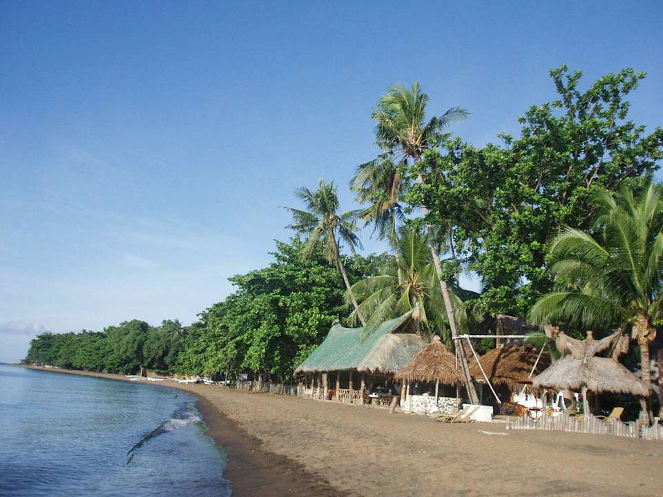Blick auf Strand und Resort Hotel El Dorado Beach Resort