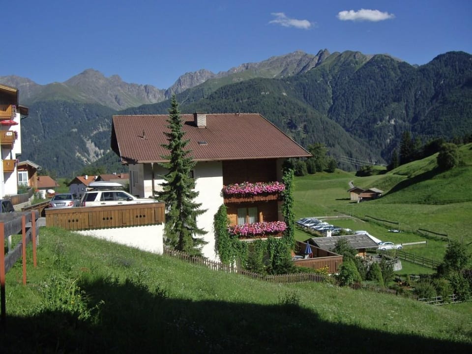 Ferienhaus Matinesweg Ferienwohnungen am Matinesweg, Serfaus