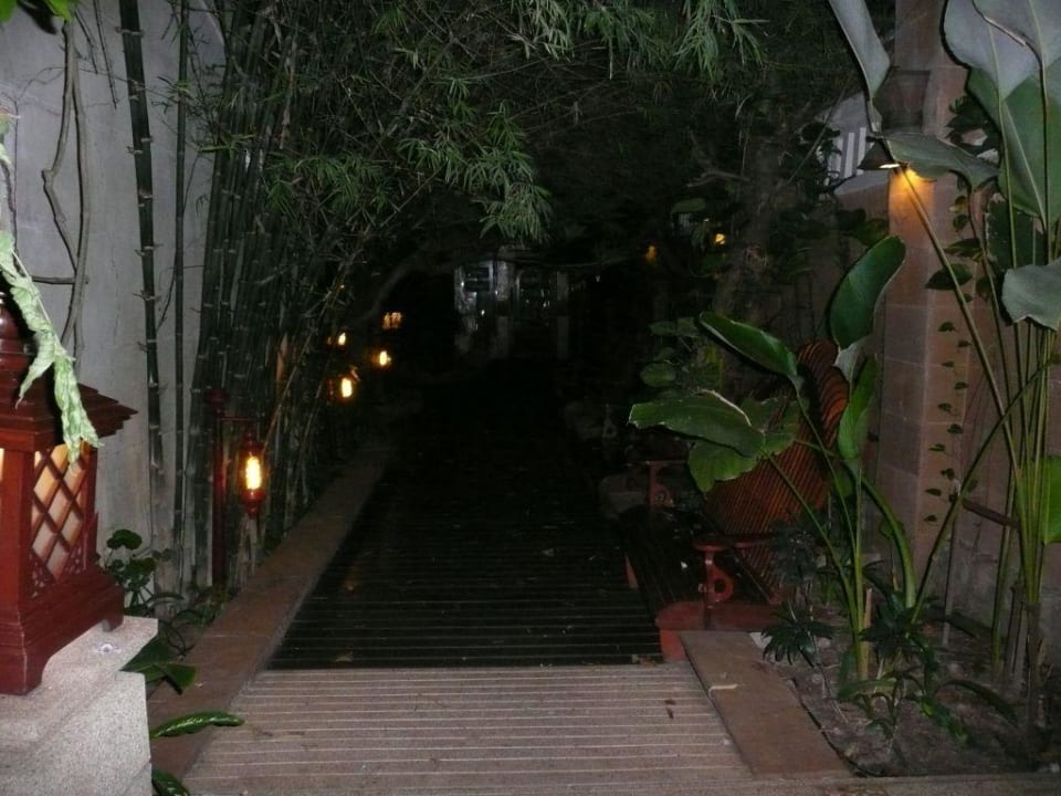 der weg im Hotel Hotel Sawasdee Village