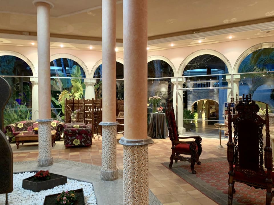 Lobby Lago Garden
