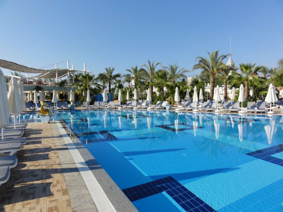 Einer von den Pools Hotel Delphin Imperial