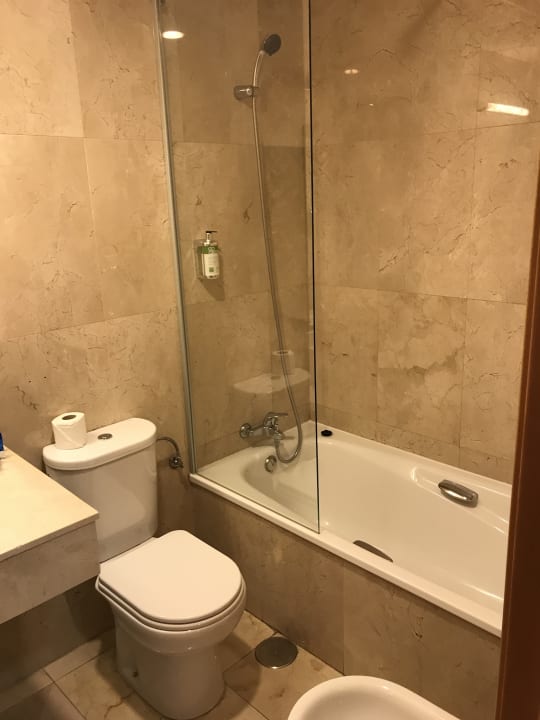 Zimmer Madrid Airport Suites, Affiliated by Meliá