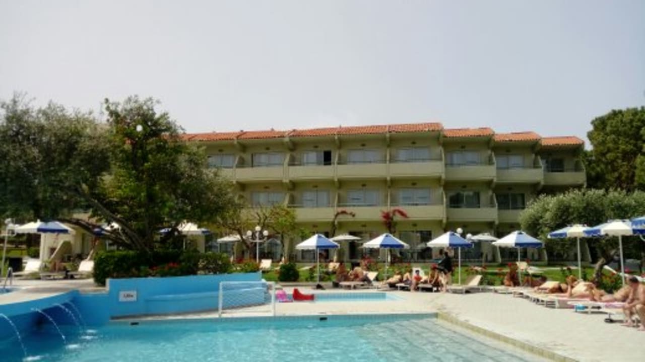 Pool - Animation und Kinderbecken Hotel Filerimos Village