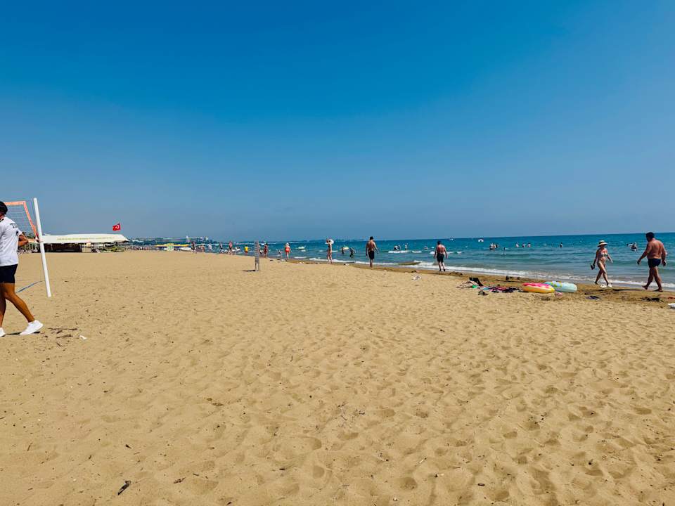 Strand Dream World Resort & Spa