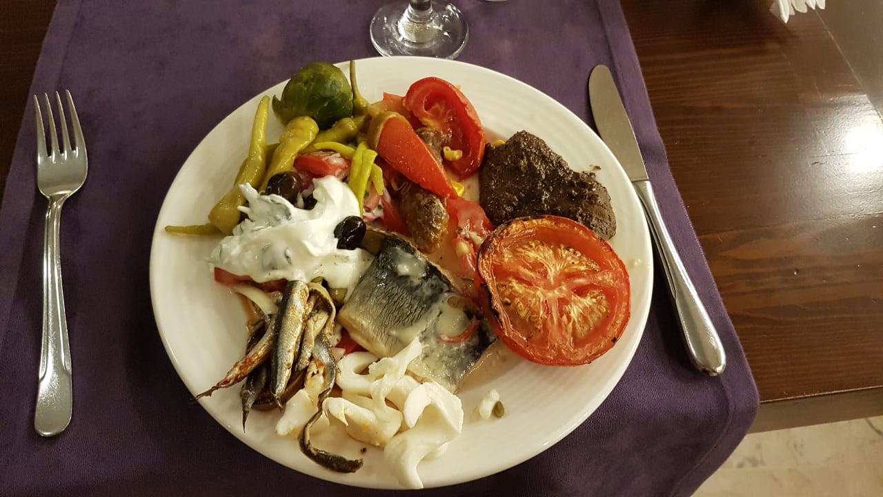 Gastro Aska Hotel Just in Beach