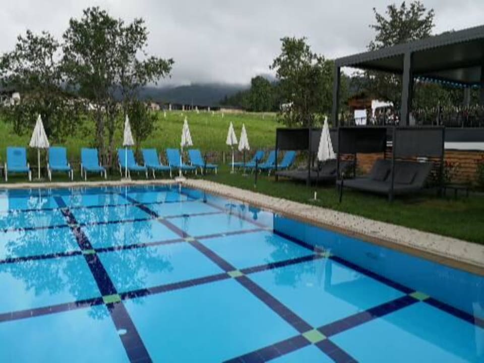 Pool Wohlfühlresort Peternhof