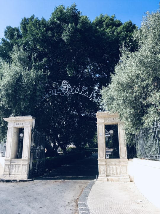 Sonstiges Villa Politi