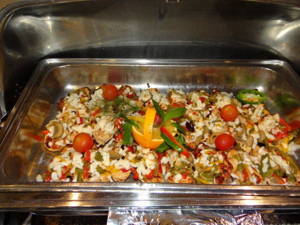 Weihnachten 2013 warmes Buffet Menaville Safaga