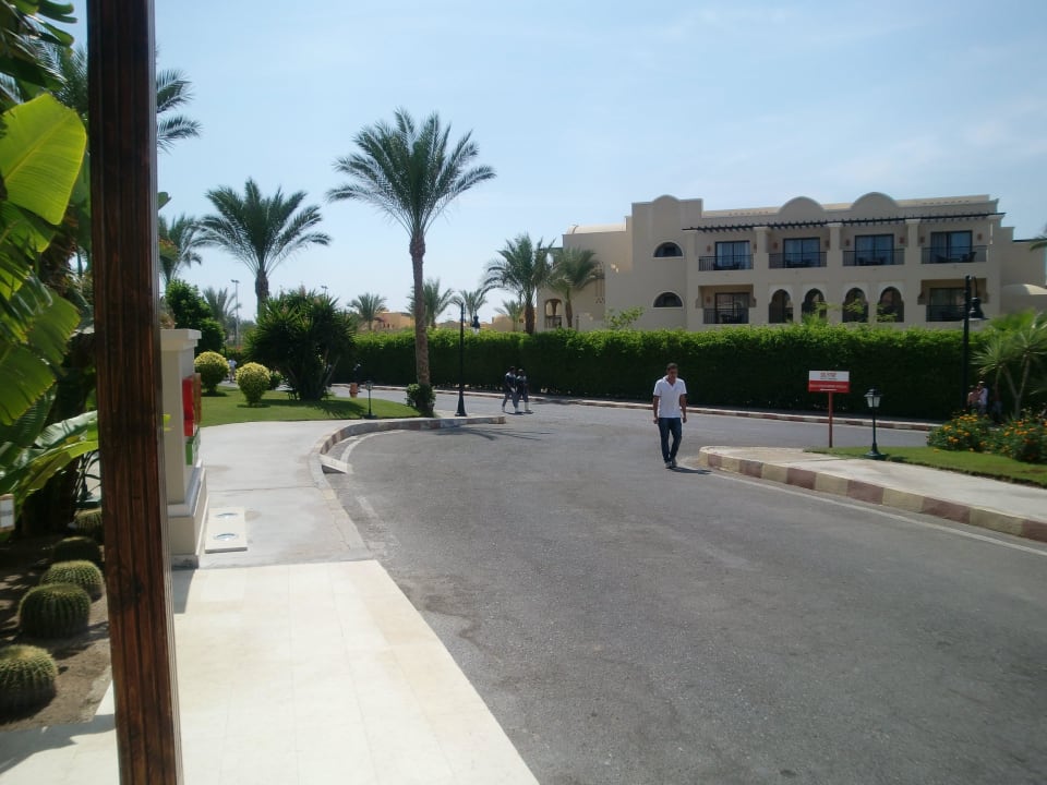 Zugang zum Hotel Jaz Dar EL Madina