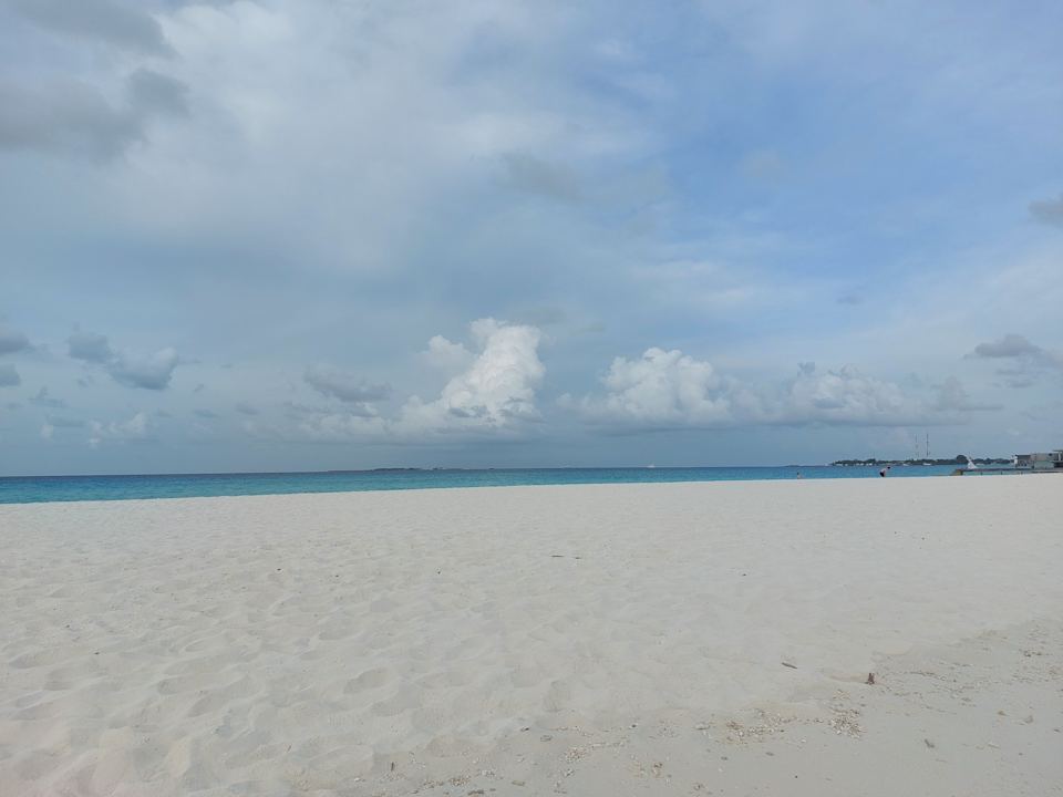 Strand Kuramathi Maldives