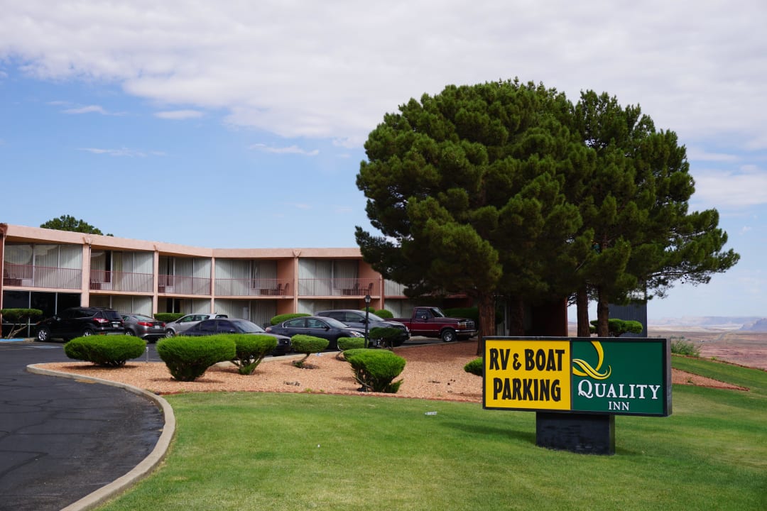 Aussen Hotel Quality Suites Moab