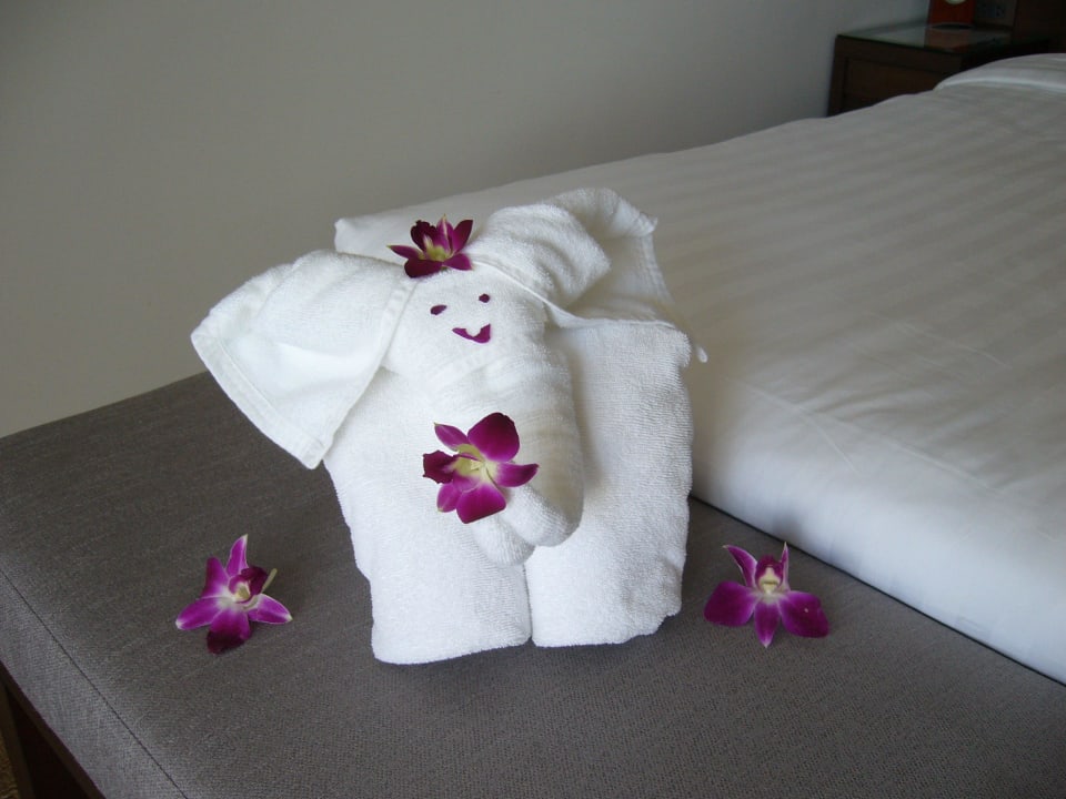 Nette Aufmerksamkeit des Housekeeping-Personals Cape Panwa Hotel