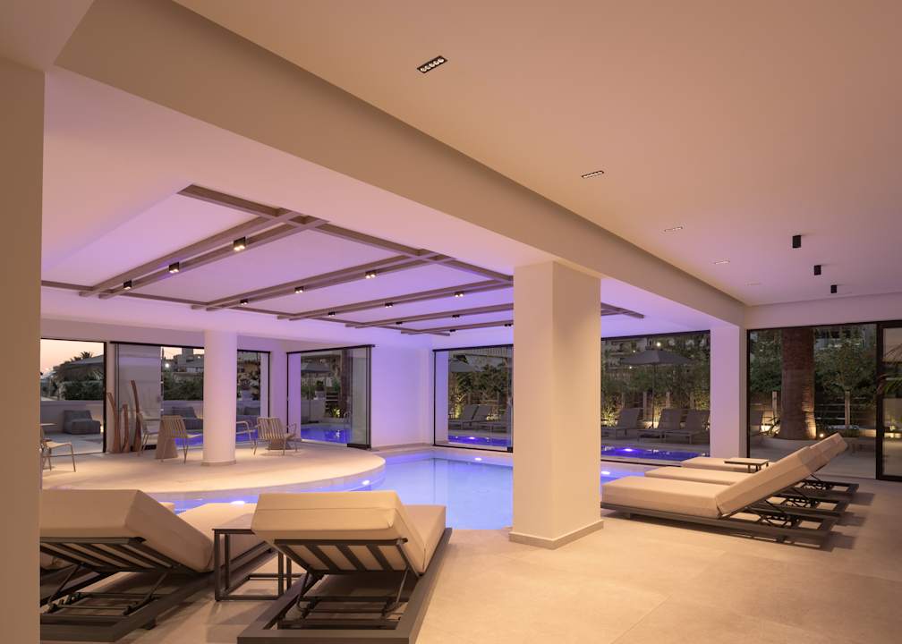 Pool Hotel Theartemis Palace