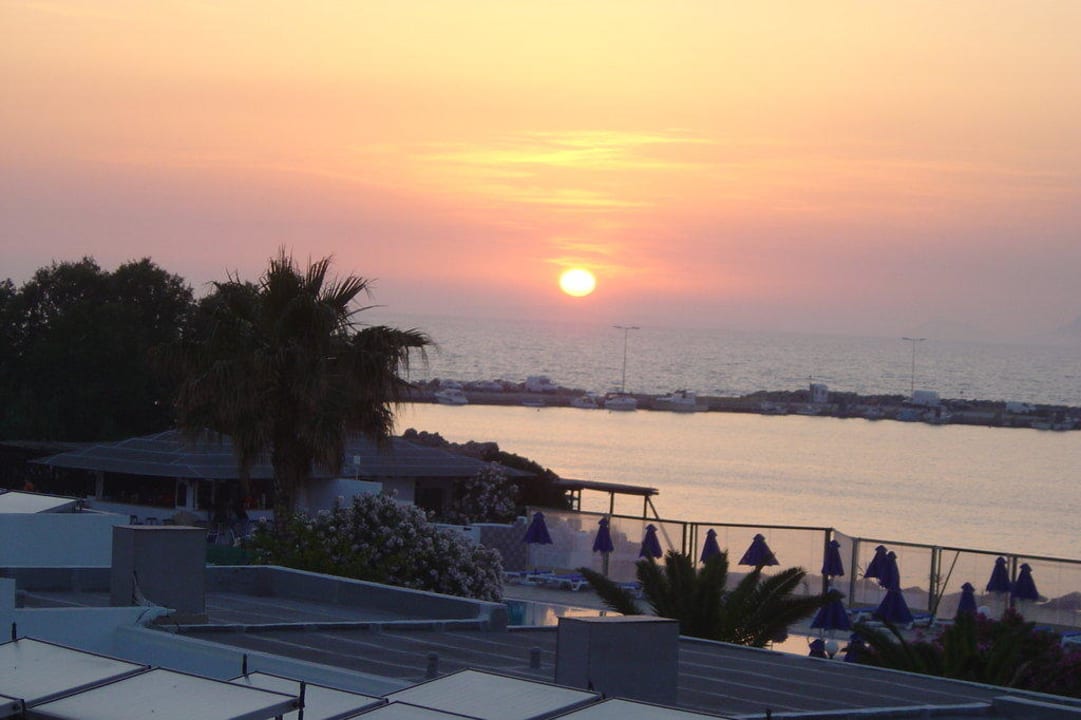 Sonnenuntergang Mastichari Bay Hotel