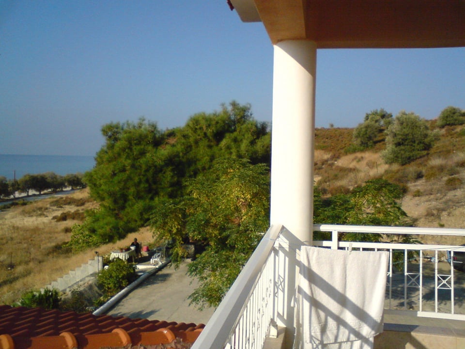 Ausblick vom Balkon nach rechts Thassos Hotel Grand Brach