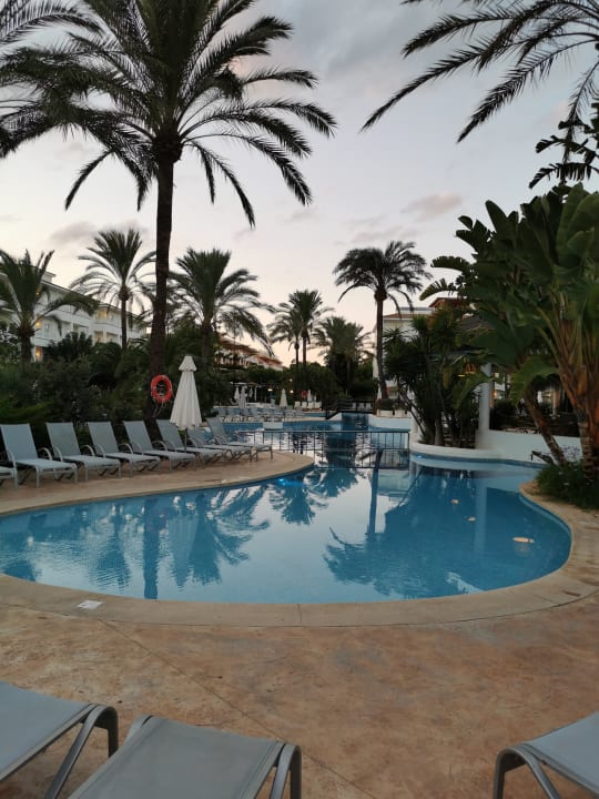 Pool Prinsotel La Dorada