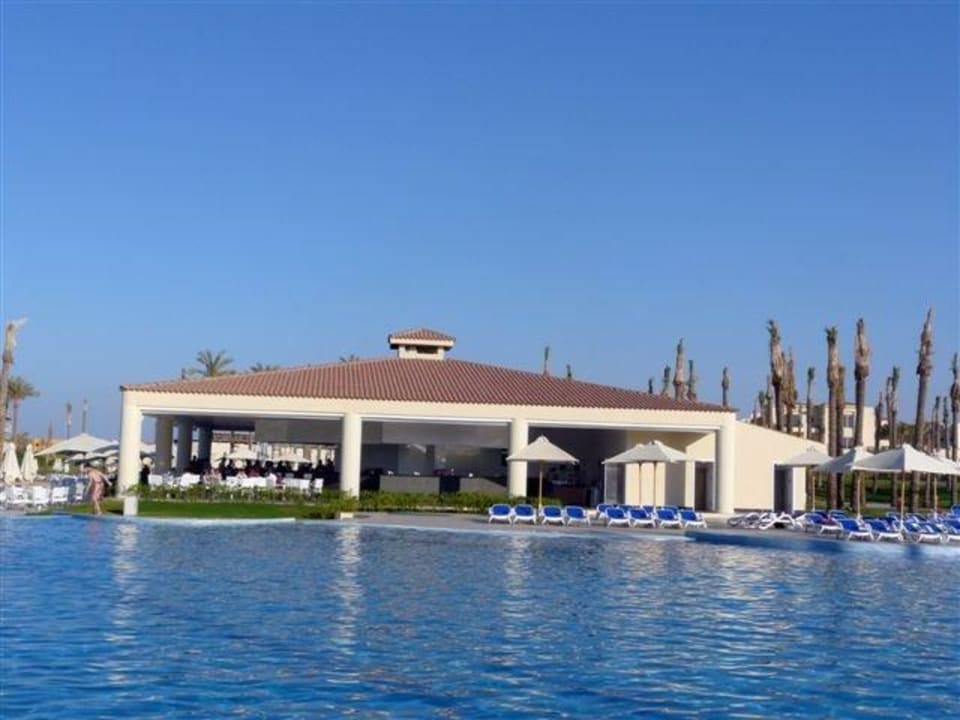 Pool mit Bar Cleopatra Luxury Resort Makadi Bay