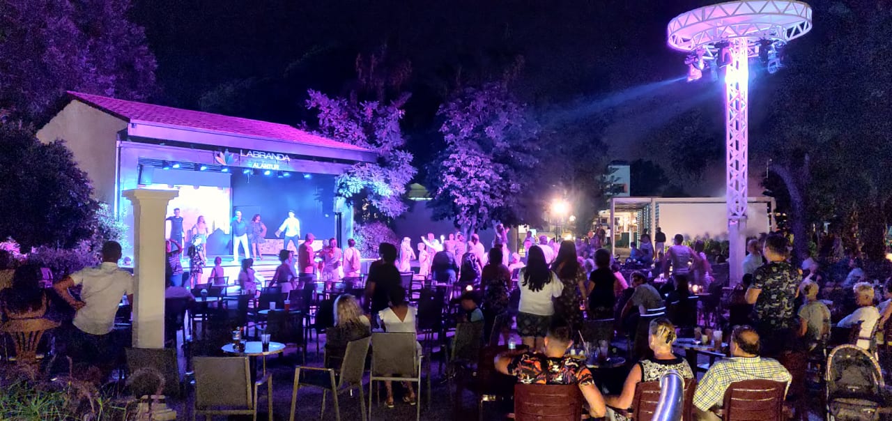 Allabendliche Unterhaltung. Labranda Alantur Resort