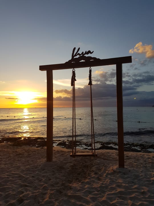 Strand Hotel Viva Dominicus Beach by Wyndham - All Inclusive Resort