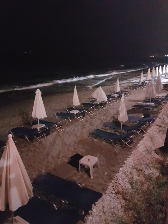 Strand Xenios Dolphin Beach Hotel