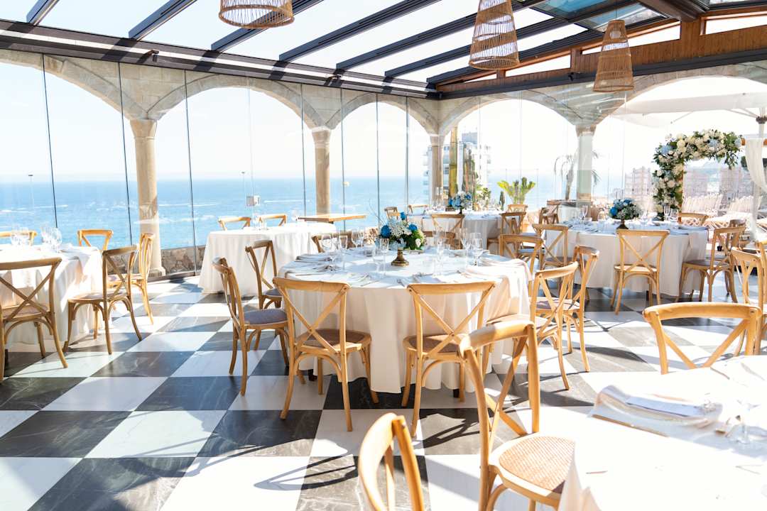 Gastro Hotel Roger de Flor Seleqtta