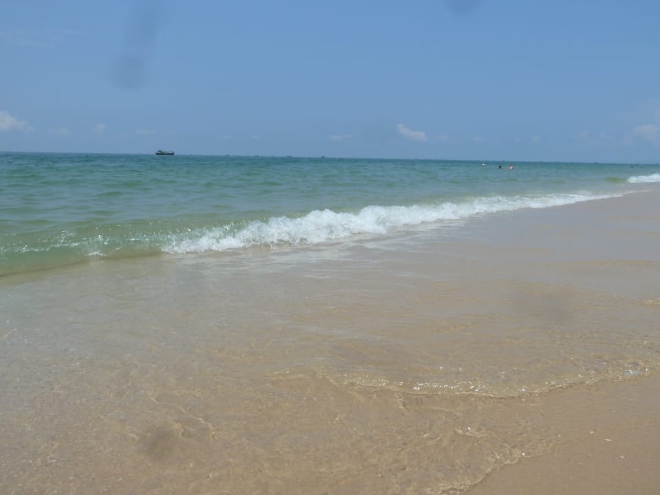 Strand Bamboo Village Beach Resort & Spa