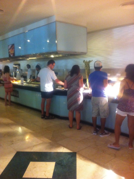 Kathedrale Büffet Grand Palladium Select Bávaro Resort & Spa