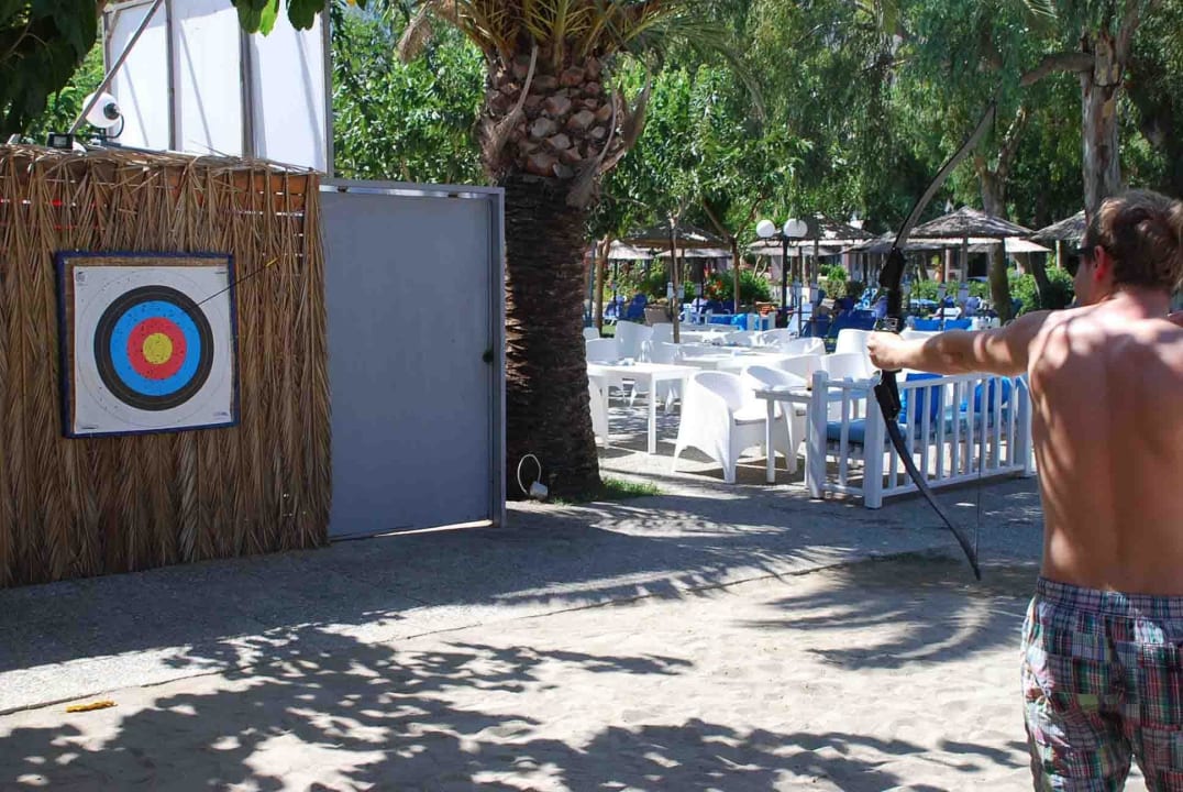 Bogenschießen Corissia Beach Hotel