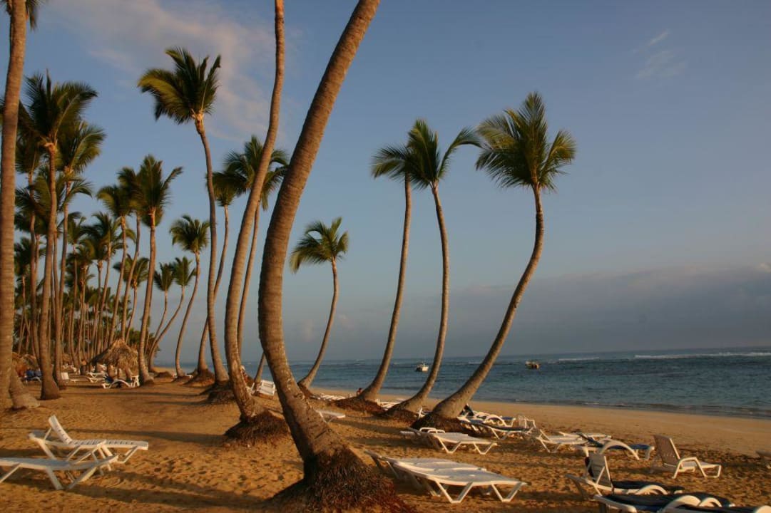 Amanecer en la playa Grand Sirenis Punta Cana Resort & Aquagames