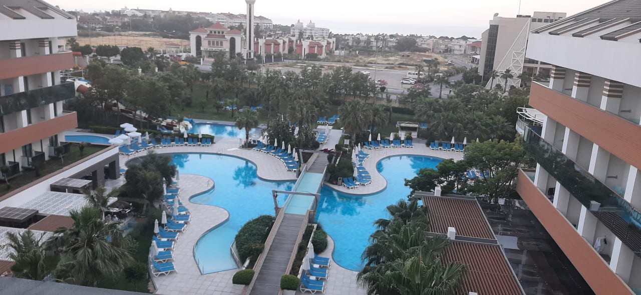 Pool Terrace Elite Resort
