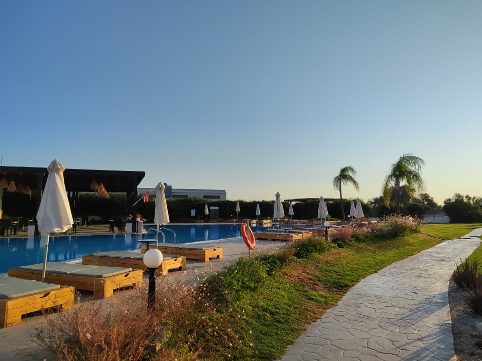 Pool Asterias Beach Resort