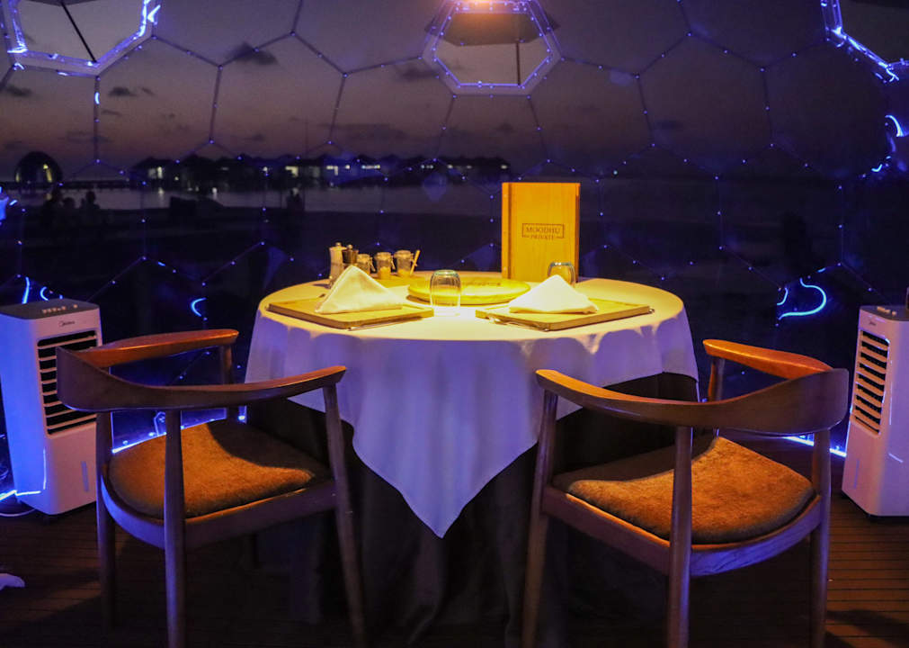 Gastro Outrigger Maldives Maafushivaru Resort