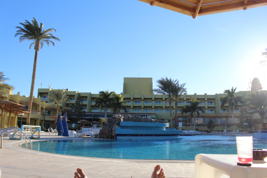 Pool Palm Beach Resort