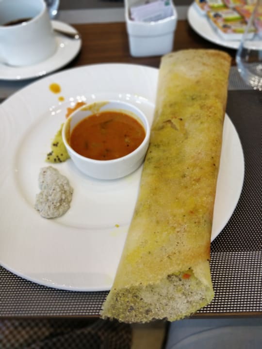 Gastro Ramada by Wyndham Gandhidham Shinay