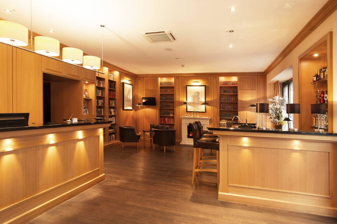 Lobby TOWNHOUSE Hotel