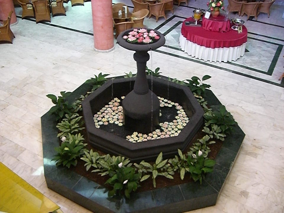 Brunnen in Lobbybar Bahia Principe Sunlight Costa Adeje