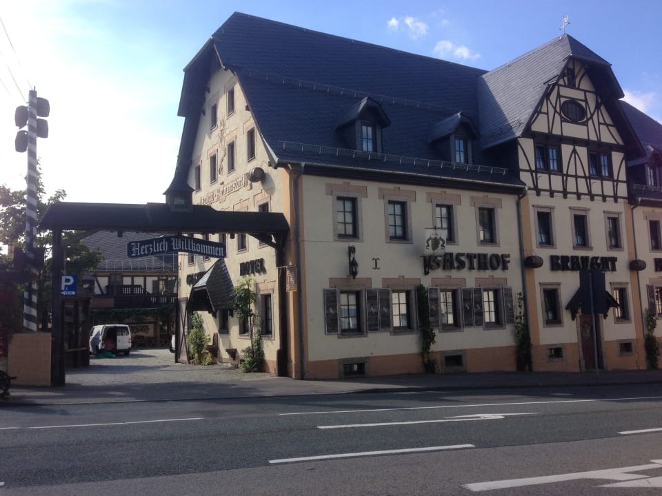Außenansicht Erlebnisgasthof und Hotel Braugut