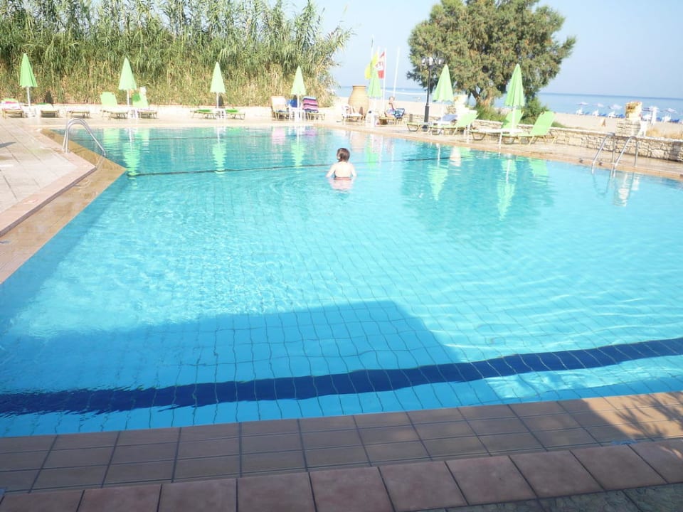 Pool Golden Beach Rethymnon