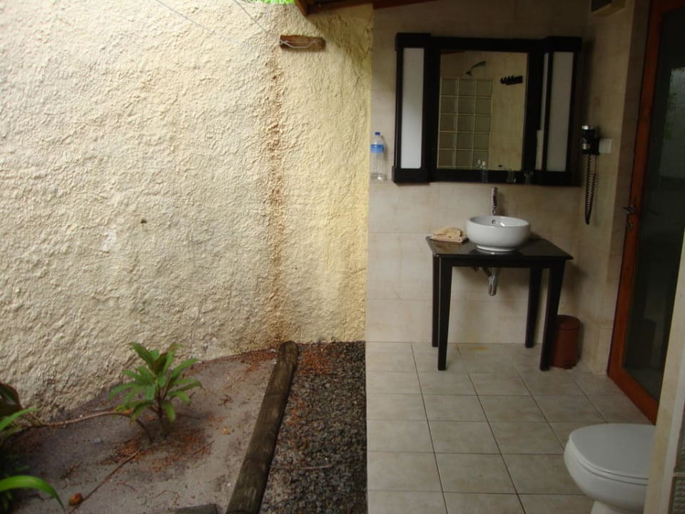 Badezimmer Beach Bungi Kuredu Island Resort & Spa