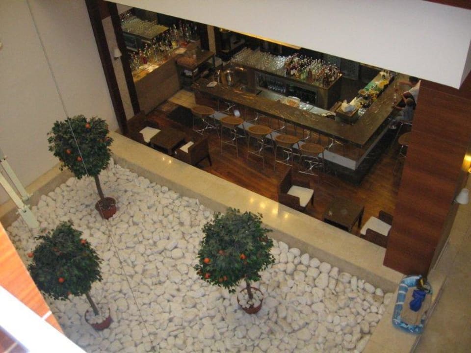 Dekoracje dolnego hallu głównego Voyage Belek Golf & Spa