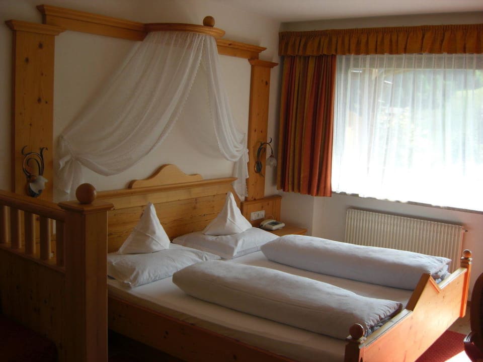 romantisches Zimmer im Berghotel Berghotel Ratschings