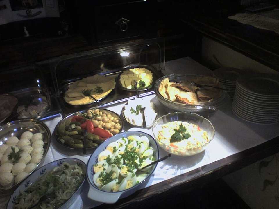 Frühstücksbuffet Dębowy Dwór