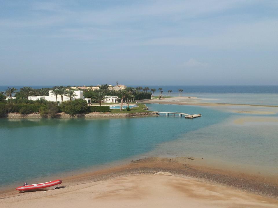 Benachbartes Privatgrundstück Nähe Spa Mövenpick Resort & Spa El Gouna