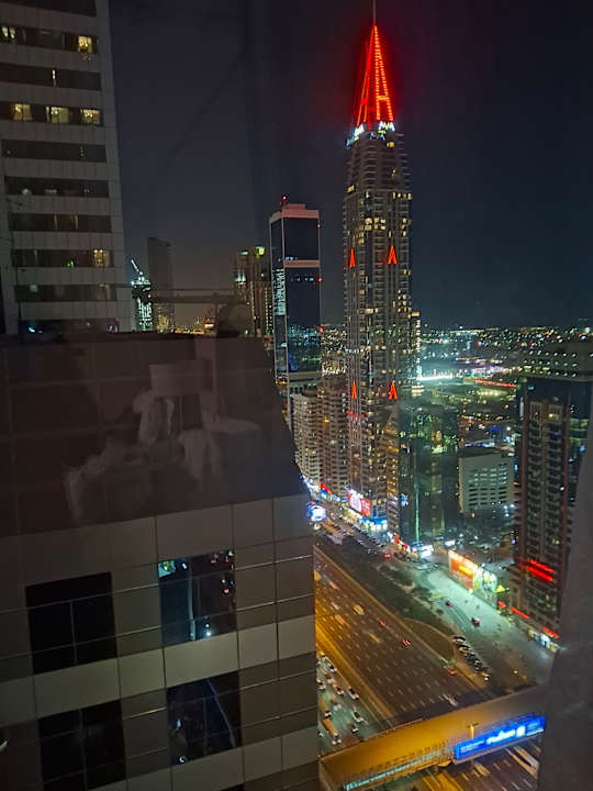 Ausblick Rose Rayhaan by Rotana