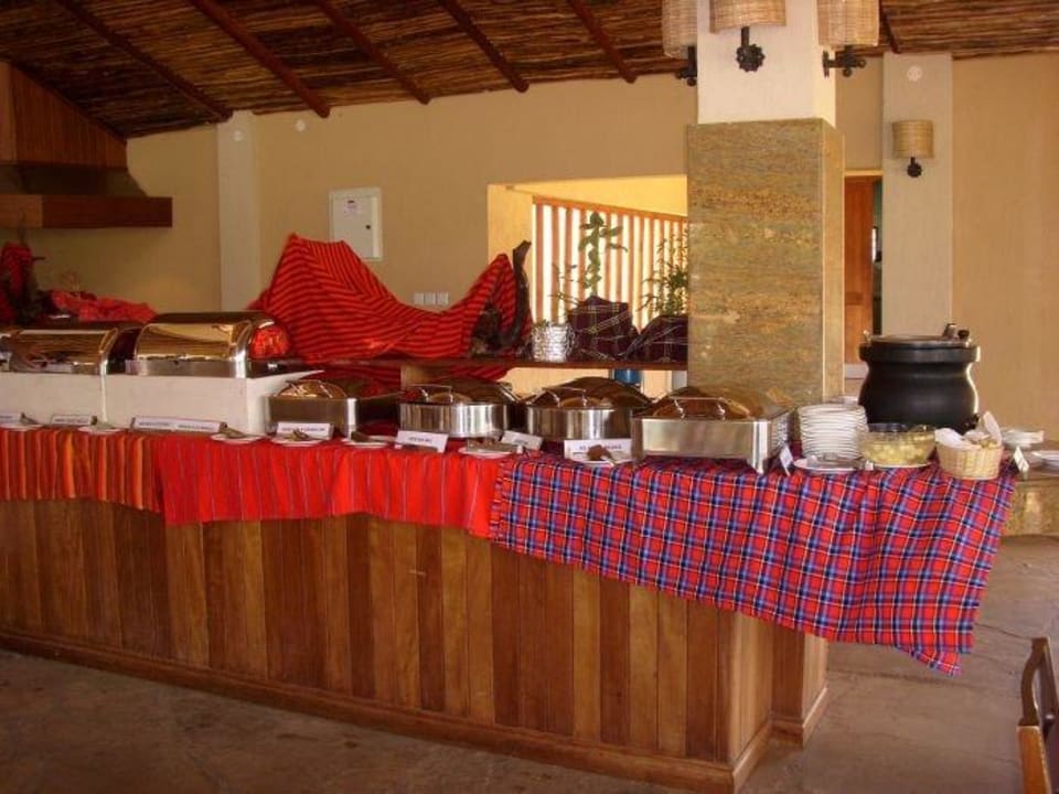 Büffet Ashnil Aruba Lodge