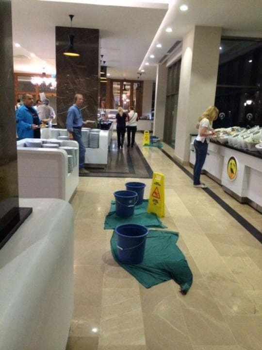 Vorsicht Eimer! Port Nature Luxury Resort & Spa